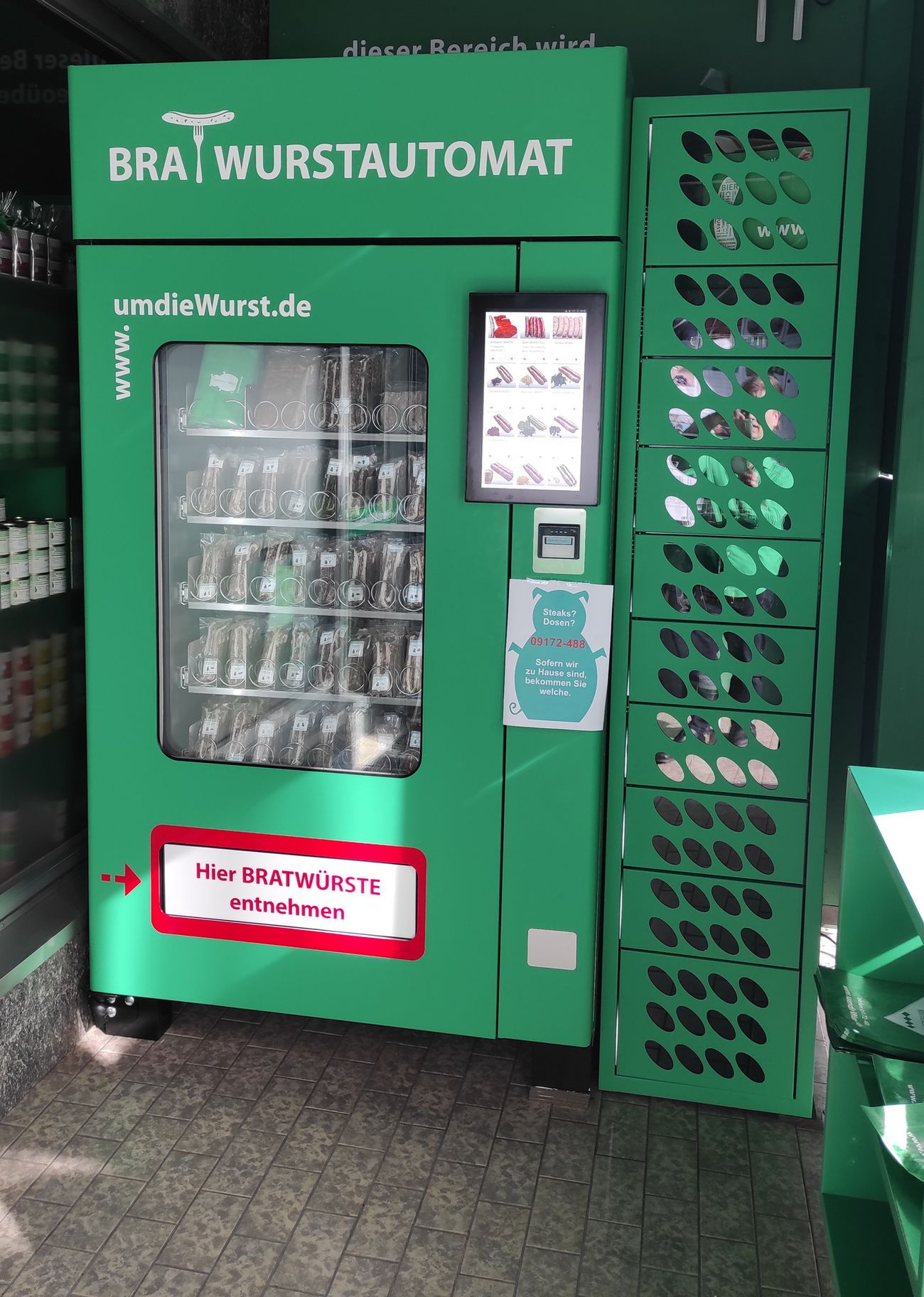 BRATWURSTautomat das Sonntagsauflugsziel in Franken